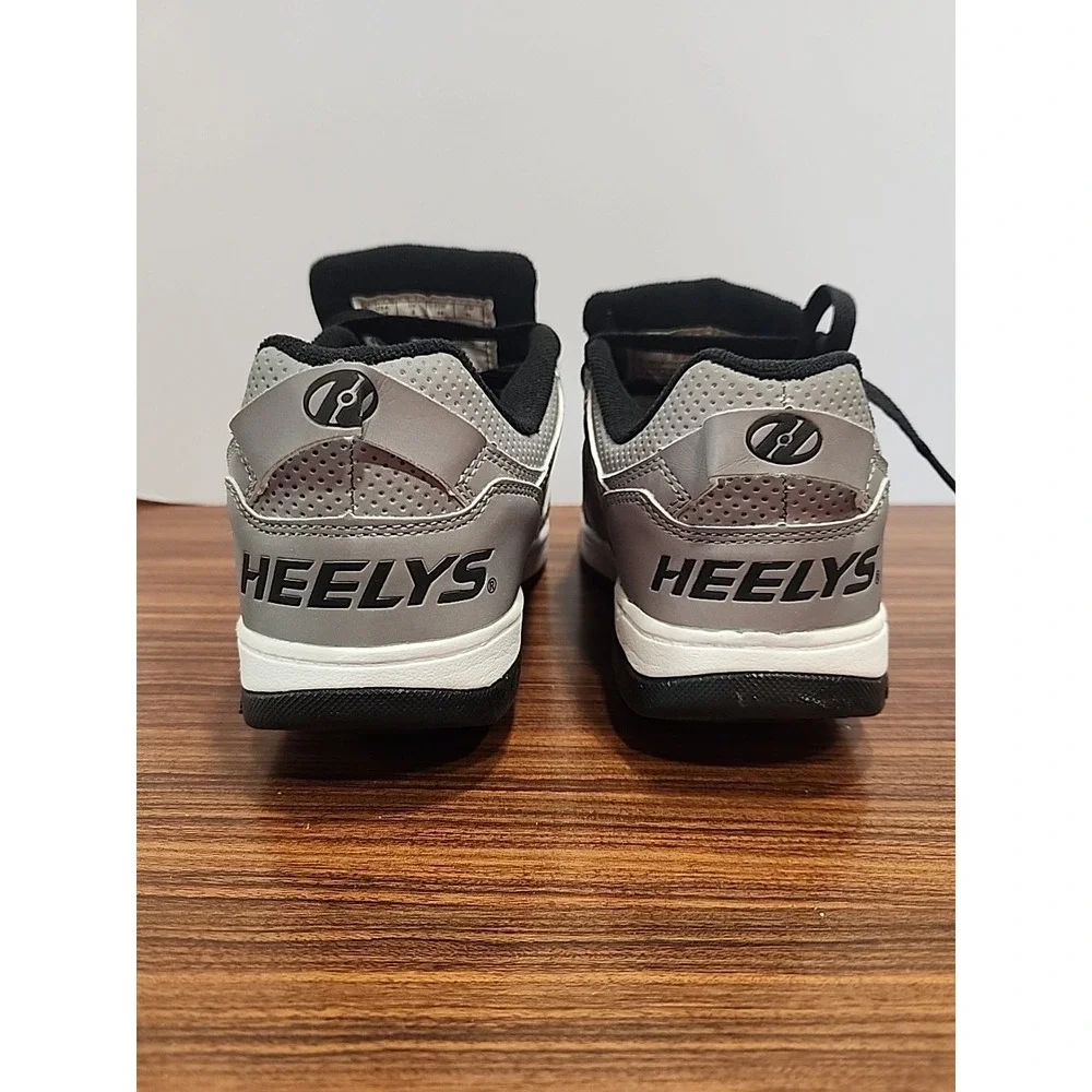 Heely's Voyager Authentic Wheeled Skate Gray Black Kid's Shoes Size 3‎ HL100331